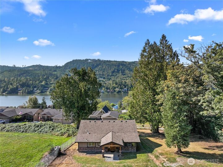 Property Photo:  18092  Montborne Road  WA 98274