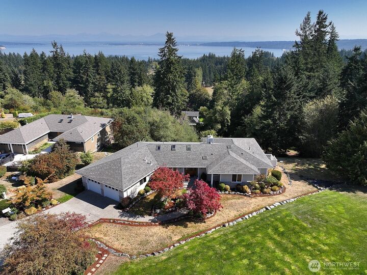 Property Photo: 4480 Hilltop Drive WA 98236