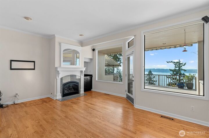 Property Photo:  7920  53rd Avenue W D  WA 98275 