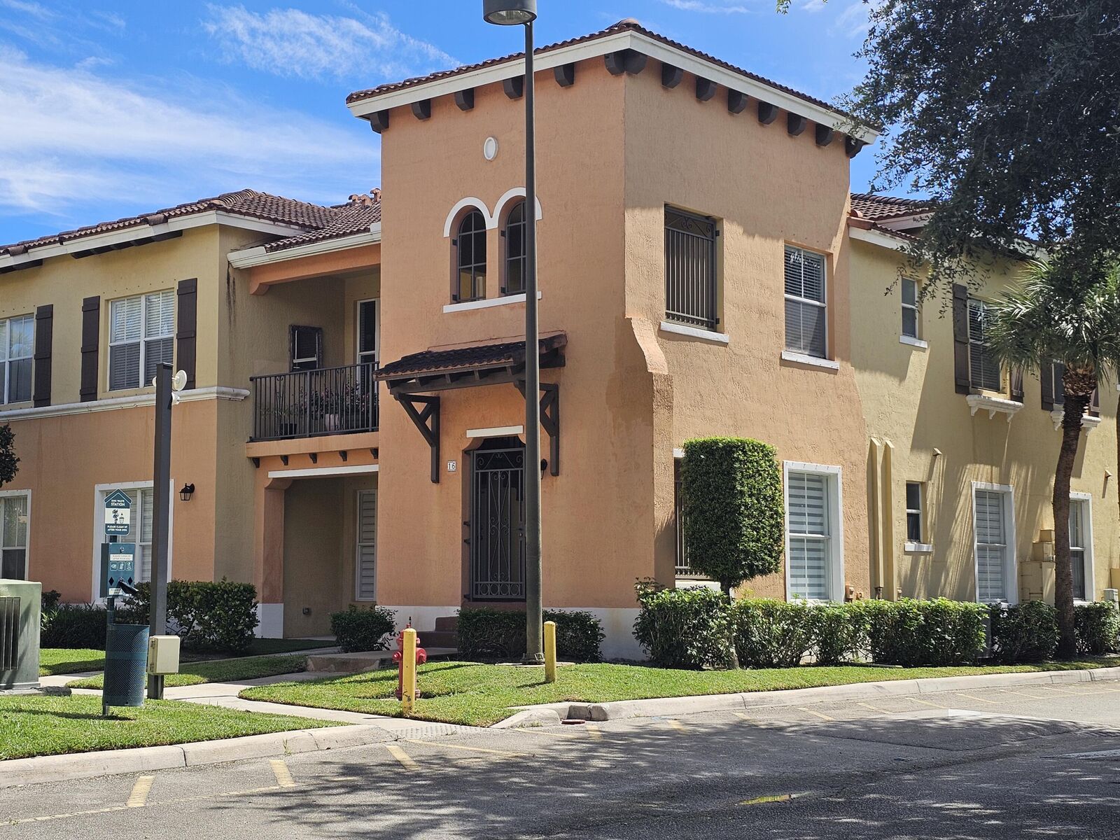 Property Photo:  3545 Forest Hill Boulevard 15  FL 33406 