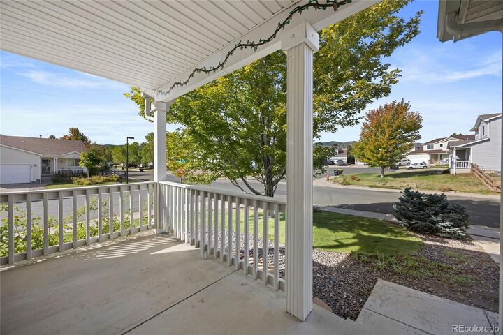 Property Photo:  7712 Brown Bear Way  CO 80125 