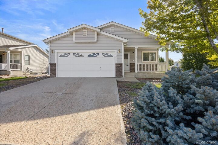 Property Photo:  7712 Brown Bear Way  CO 80125 