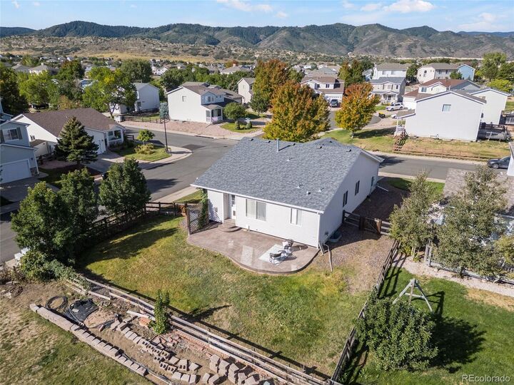 Property Photo: 7712 Brown Bear Way CO 80125