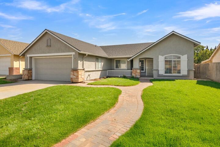 950 Prado Drive  Soledad CA 93960 photo