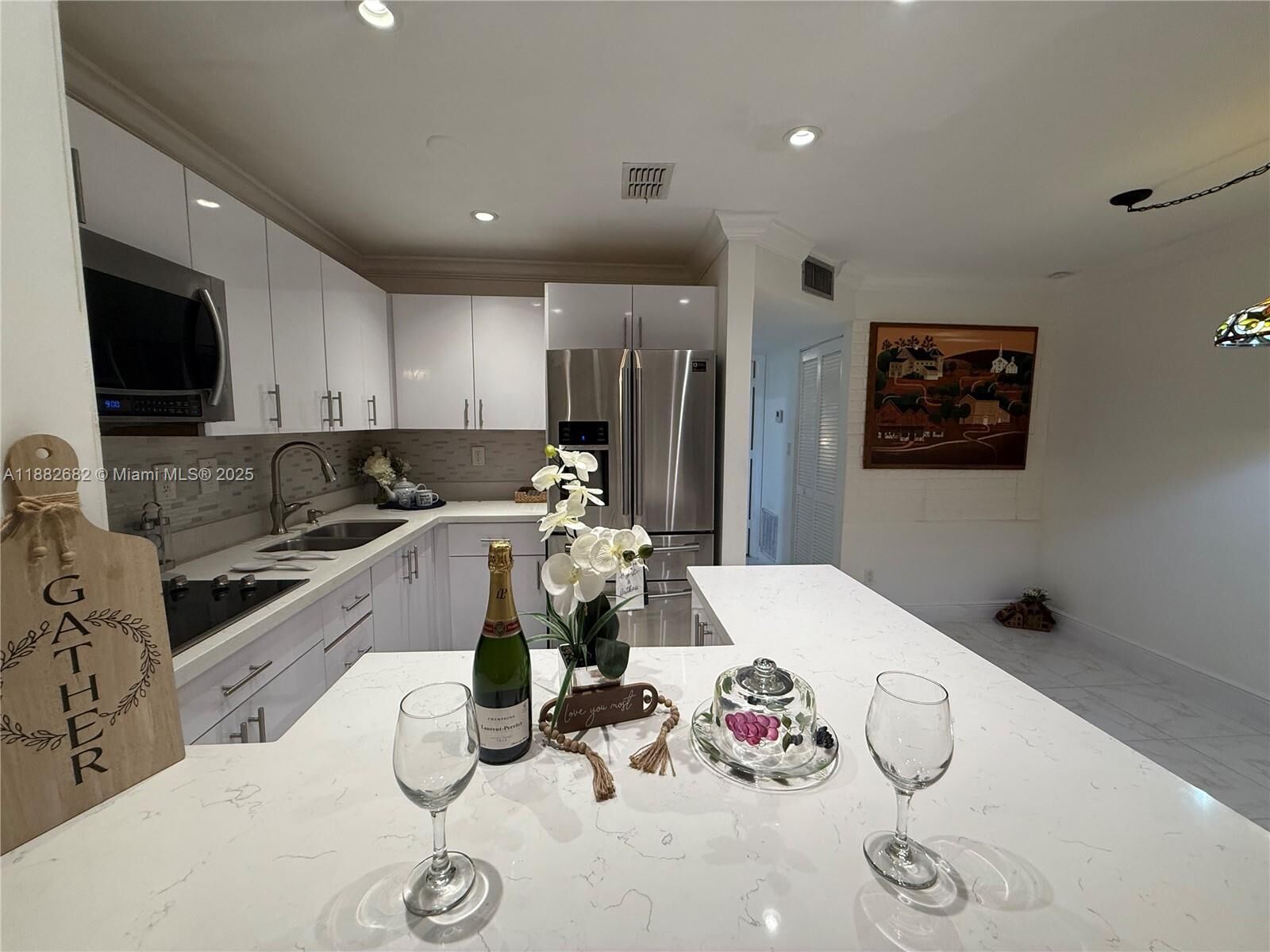 Property Photo:  8851 Sunrise Lakes Blvd 203  FL 33322 