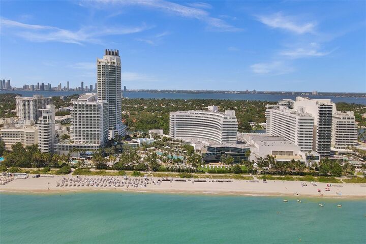 Property Photo:  4401 Collins Ave 1703  FL 33140 