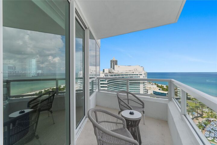 Property Photo:  4401 Collins Ave 1703  FL 33140 