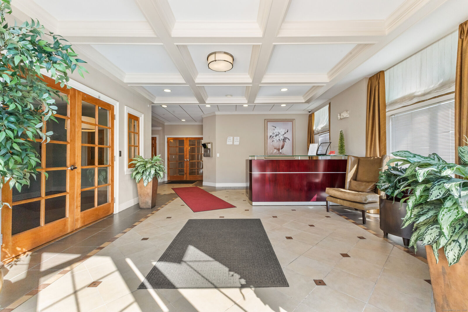 Property Photo: 850 East Main Street Apt 322 CT 06902