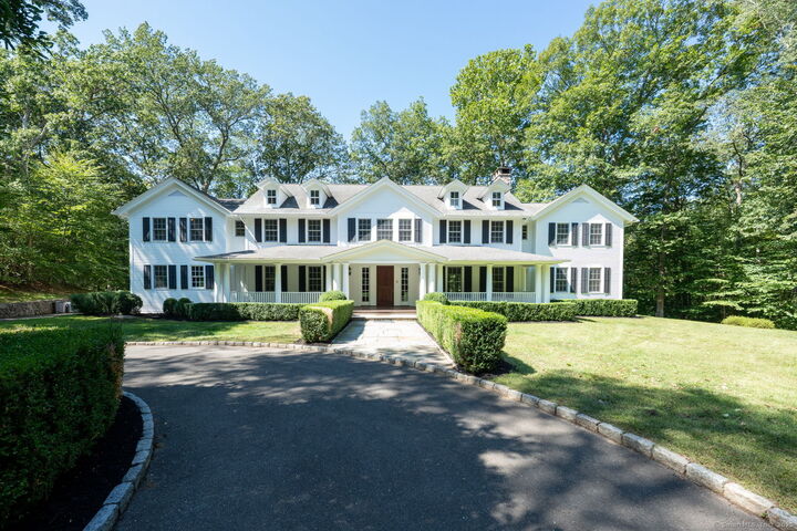 25 Hermit Lane  Westport CT 06880 photo