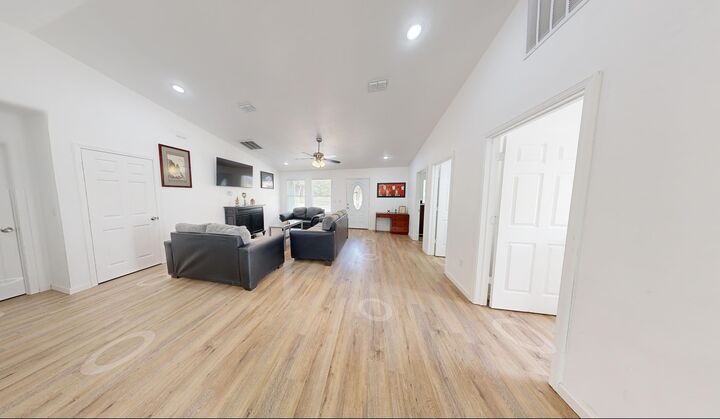 Property Photo:  2501 Hastings Drive  FL 32303 