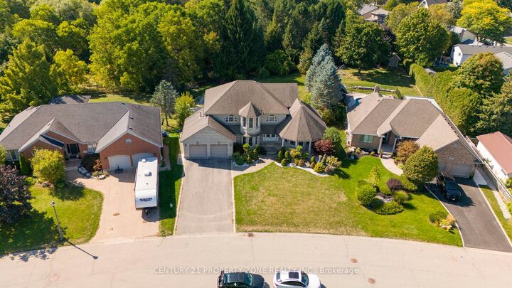 15 Royal York Court  Brant ON N0E 1N0 photo