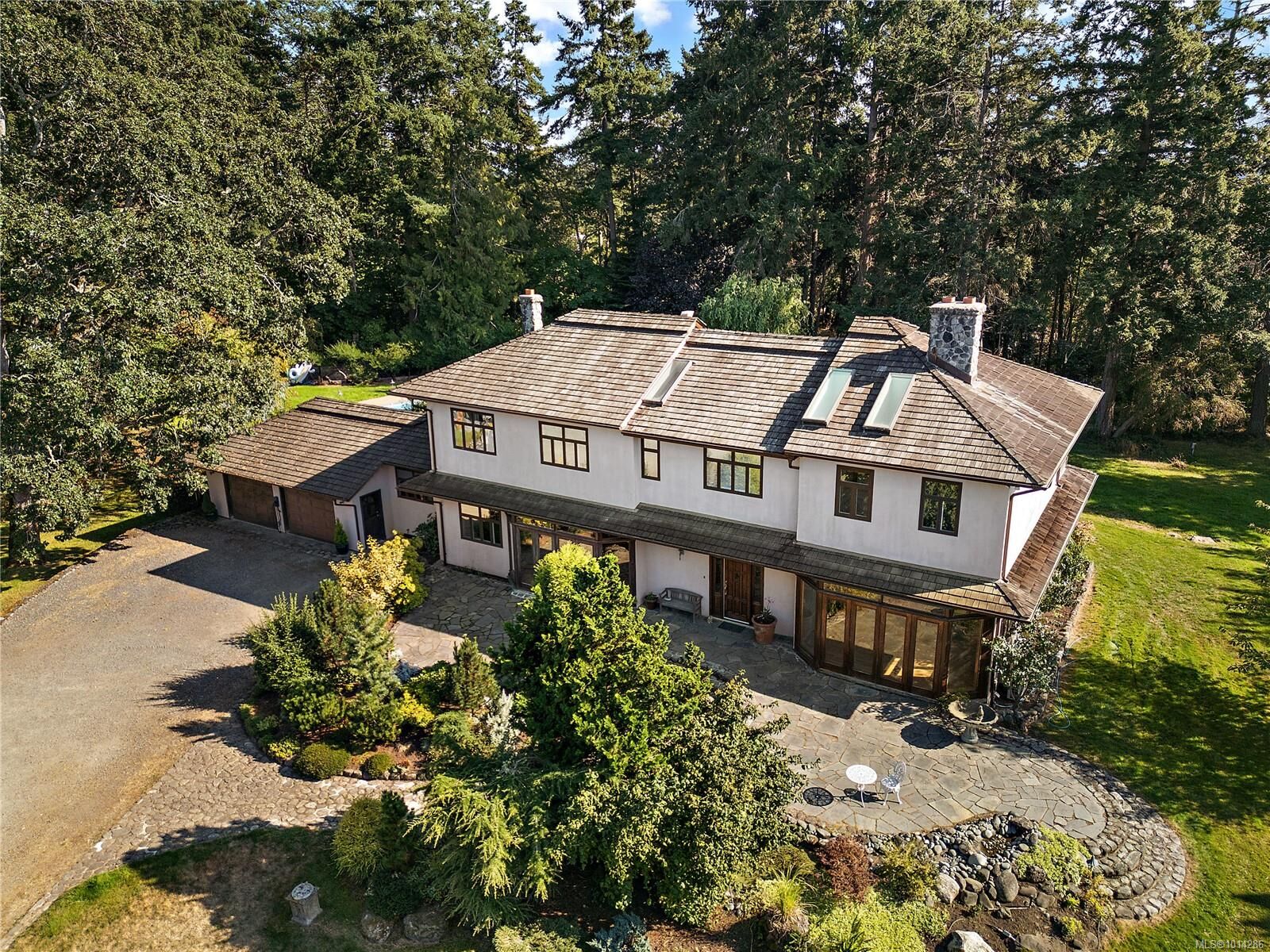 Property Photo:  845 Downey Rd  BC V8L 5P8 