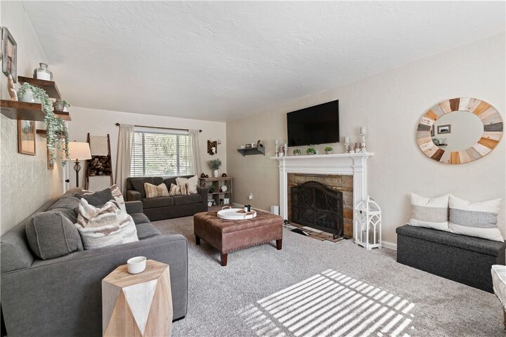 Property Photo:  207 Congress Drive  PA 15236 