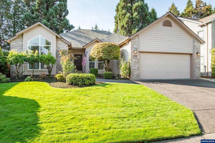 Property Photo: 542 Lakefair Pl N OR 97303