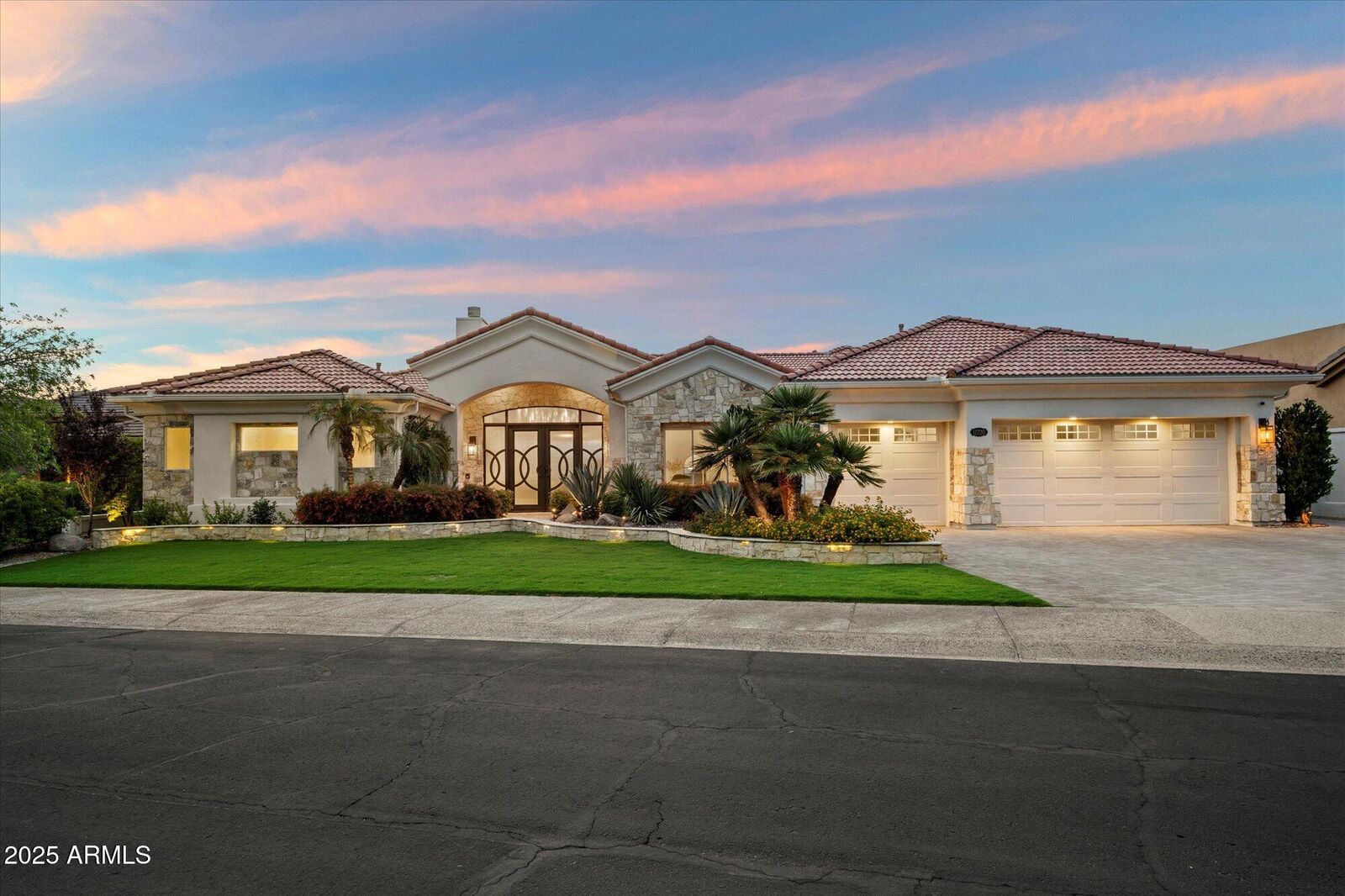 Property Photo: 11720 E Arabian Park Drive AZ 85259