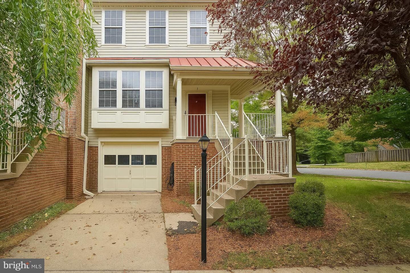 Property Photo:  1 Beacon Hill Way  MD 20878 