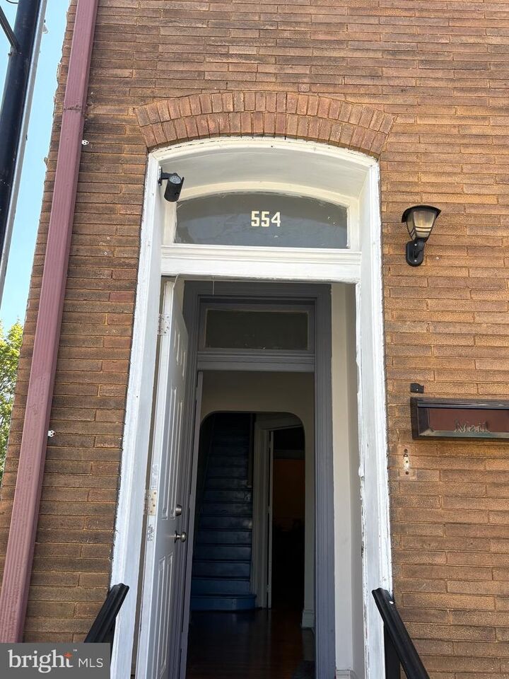 Property Photo: 554 W King Street PA 17401