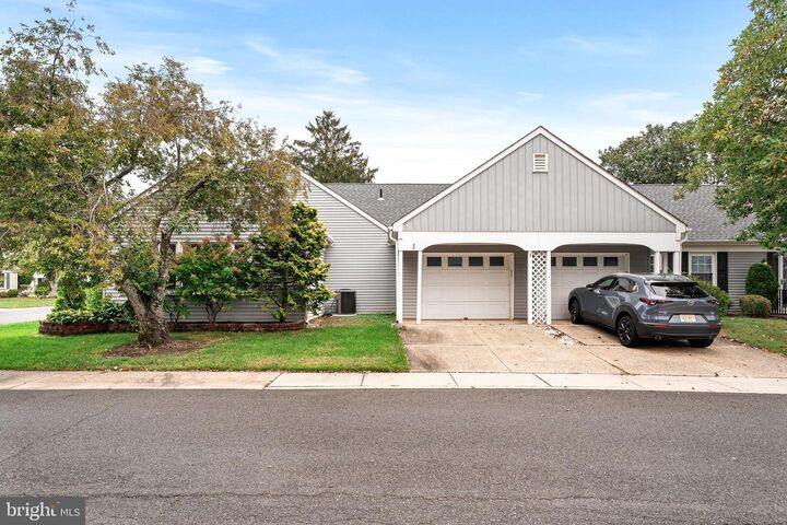Property Photo:  546 Springfield Way B  NJ 08831 