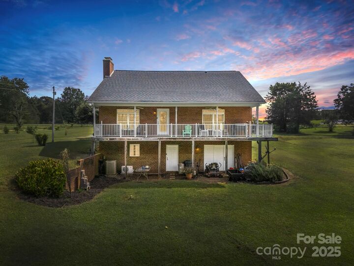 Property Photo: 4053 Killian Road NC 28092