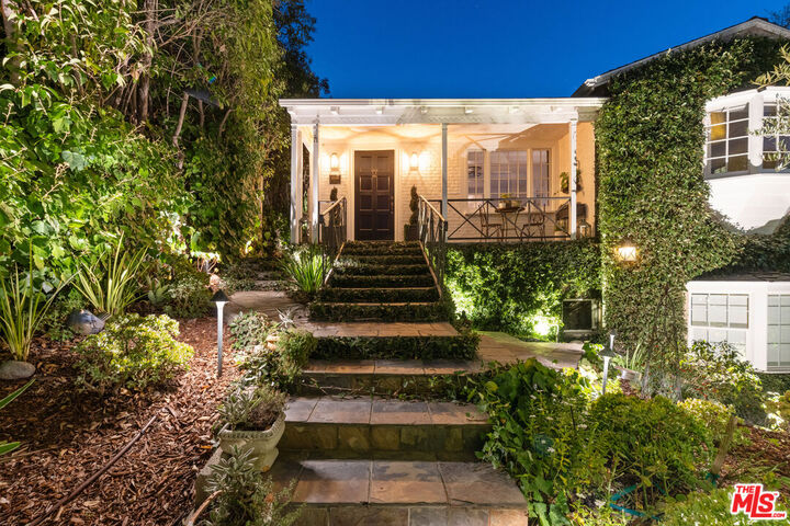Property Photo: 3339 Bennett Dr CA 90068