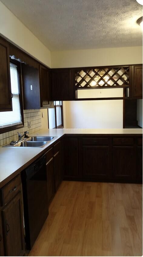 Property Photo:  108 Walcreek W Drive  OH 43230