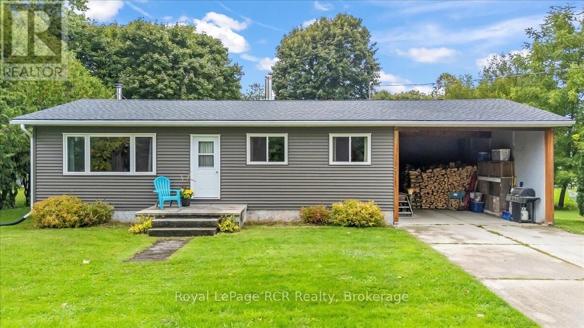 Property Photo: 27 William Street ON N0G 1S0