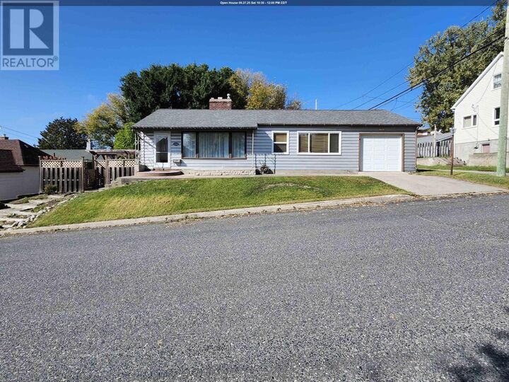 214 Sixth Ave  Kenora ON P9N 2C1 photo