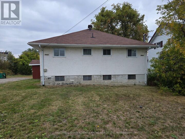 Property Photo:  443 Albert Street  ON P0J 1K0 