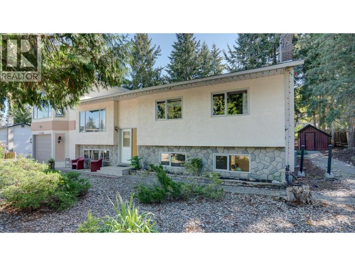 Property Photo: 3419 Larch Drive BC V0E 1B8