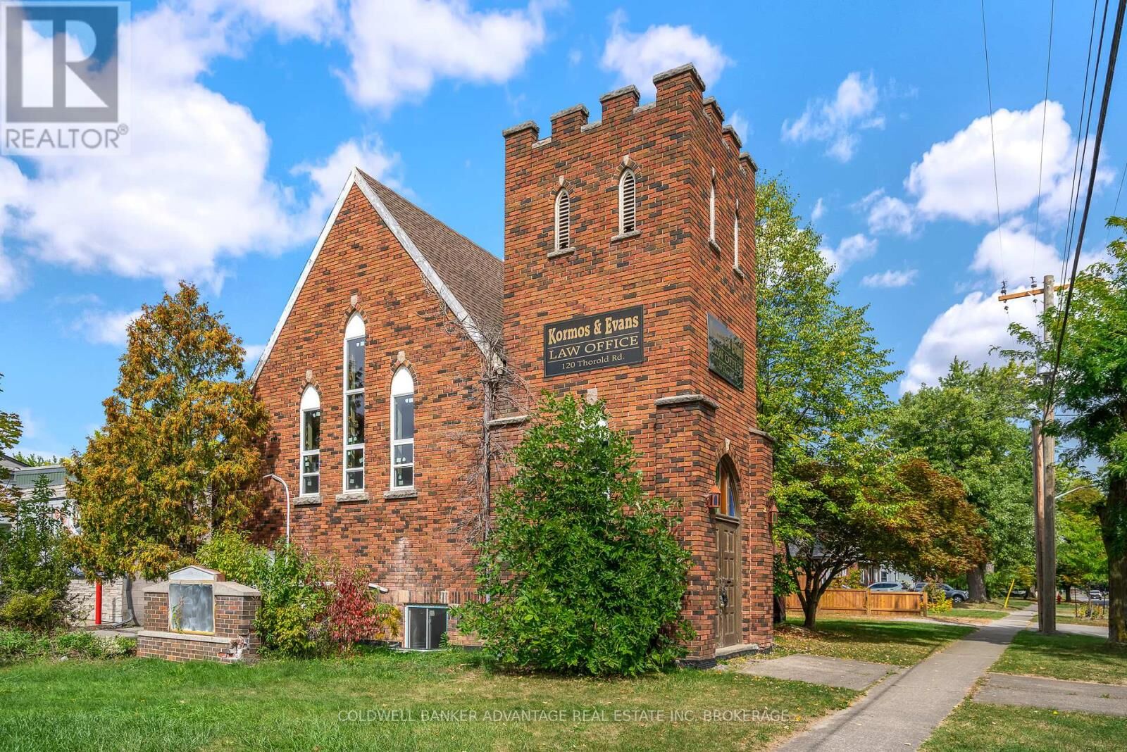 Photo de la propriété:  120 Thorold Road  ON L3C 3V3 