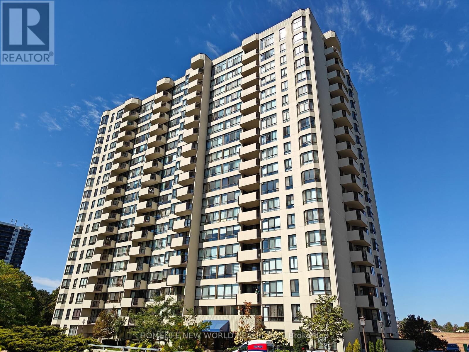 Property Photo:  275 Bamburgh Circle 605  ON M1W 3X4 