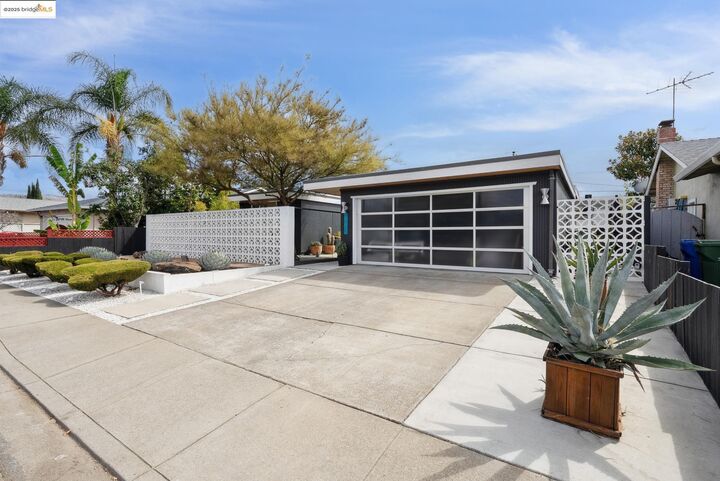 Property Photo:  4860 Bryce Canyon Park Dr  CA 94538 