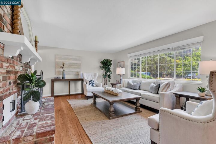 Property Photo: 240 Castle Glen Road CA 94595