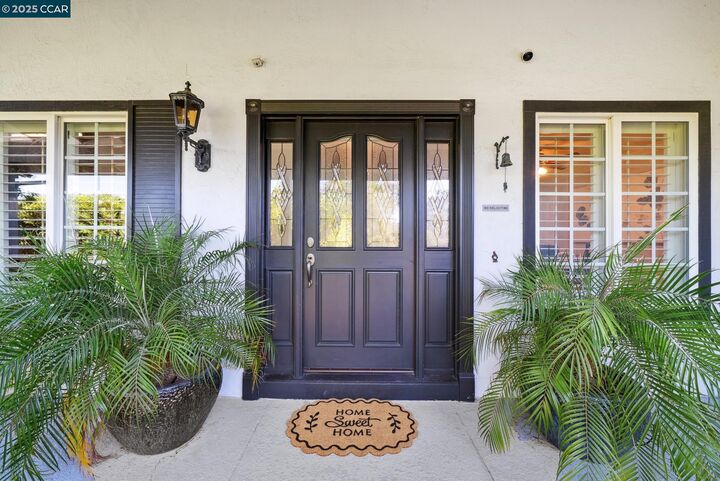 Property Photo:  1308 Saddlehill Ln  CA 94521 
