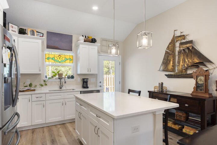 Property Photo:  129 Laurel Oaks Drive  FL 32439 