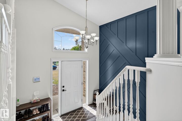 Property Photo:  13 Orchid Crescent  AB T8H 2E1 