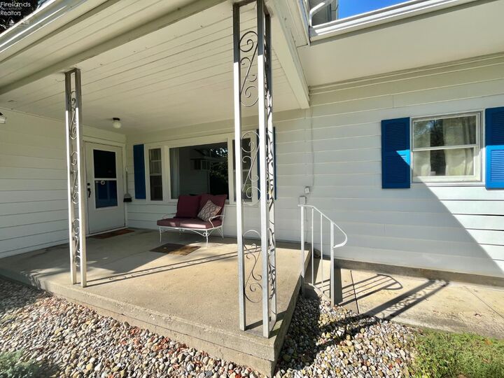 Property Photo:  507 Center Street  OH 44867 