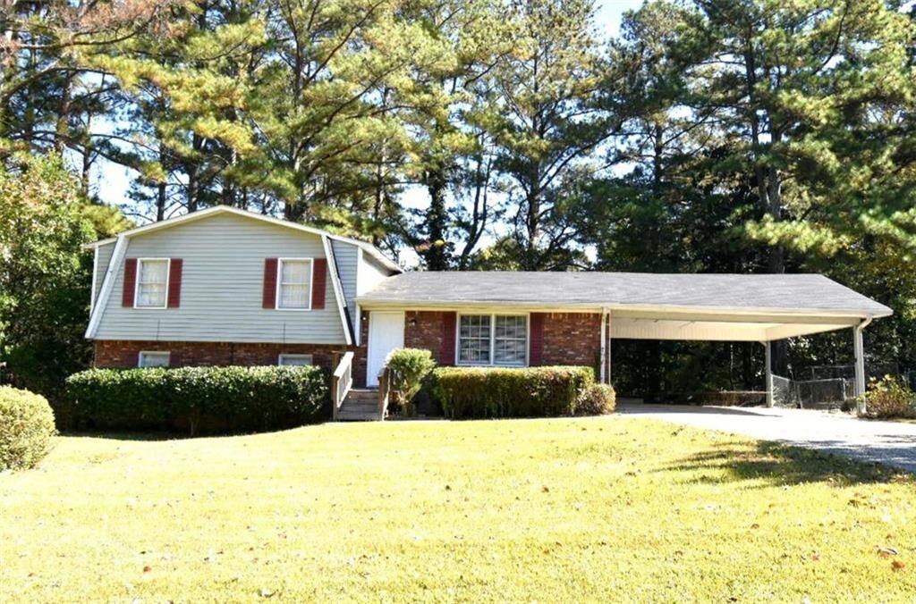Property Photo:  6278 Thornhedge Drive  GA 30296 