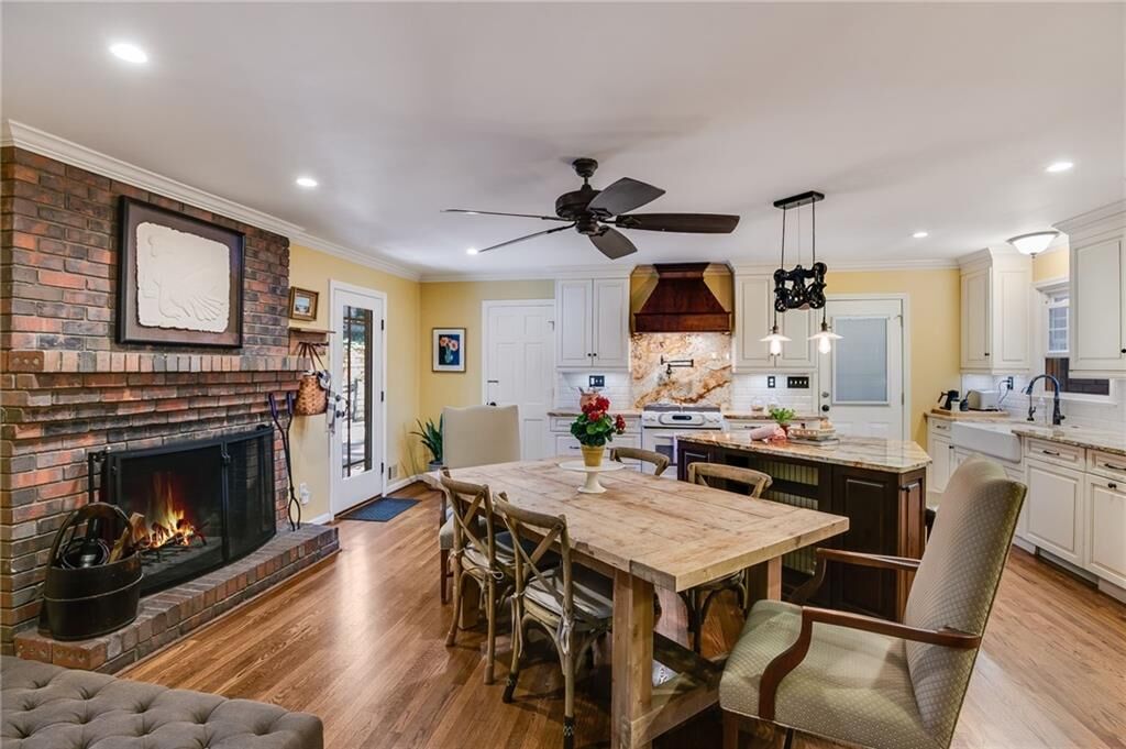 Property Photo:  1130 Lake Drive  GA 30075 