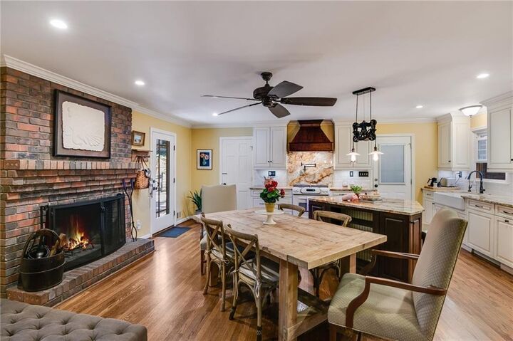 1130 Lake Drive  Roswell GA 30075 photo