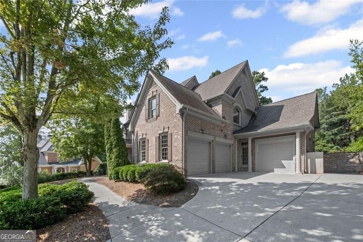 Property Photo: 2281 Bransley Place GA 30097