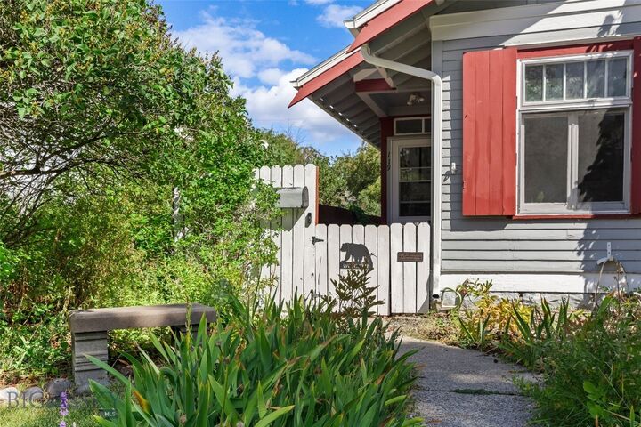 Property Photo:  119 S Yellowstone Street  MT 59047 