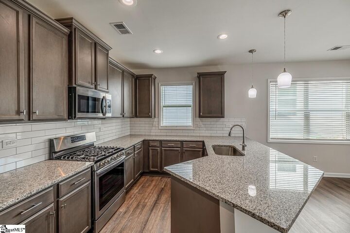 Property Photo:  6 Ashborne Lane  SC 29681 