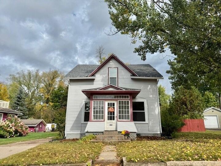 504 4th St E  Merrill WI 54452 photo