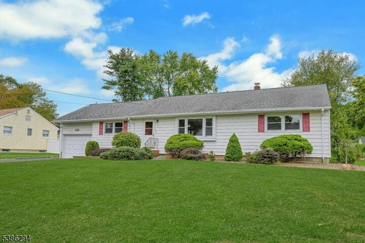 Property Photo:  7 Berkshire St  NJ 07981 