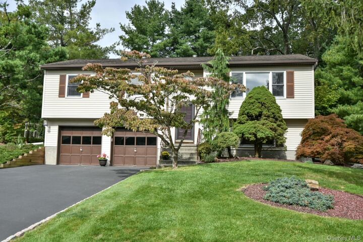 Property Photo:  4 Arlington Drive  NY 10926 