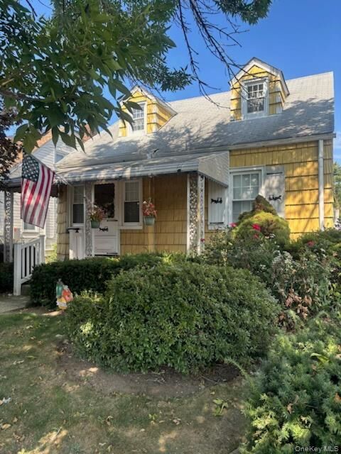Property Photo: 545 6th Avenue NY 11040