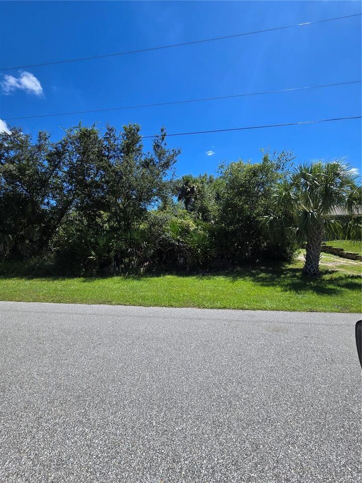 Property Photo: 1366 Miliken Terrace FL 33953
