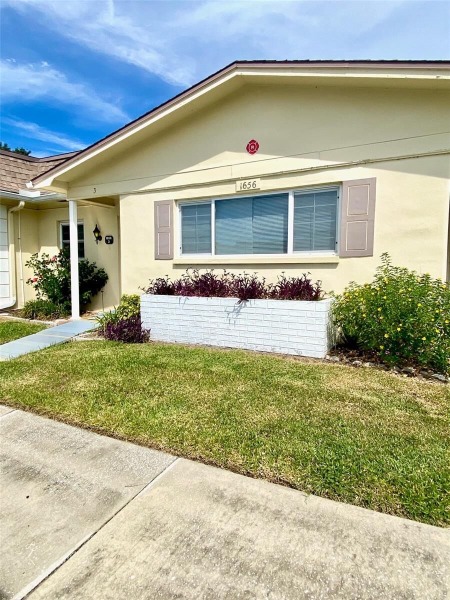 Property Photo:  1656 S Lake Avenue 3  FL 33756 