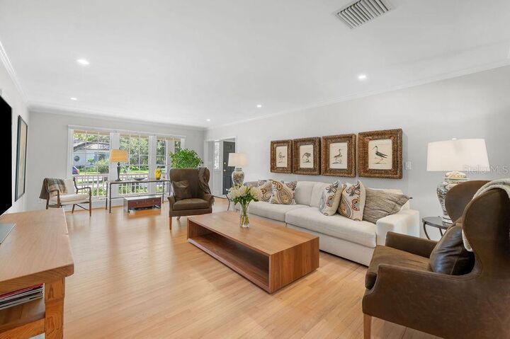 Property Photo:  1585 South Drive  FL 34239 